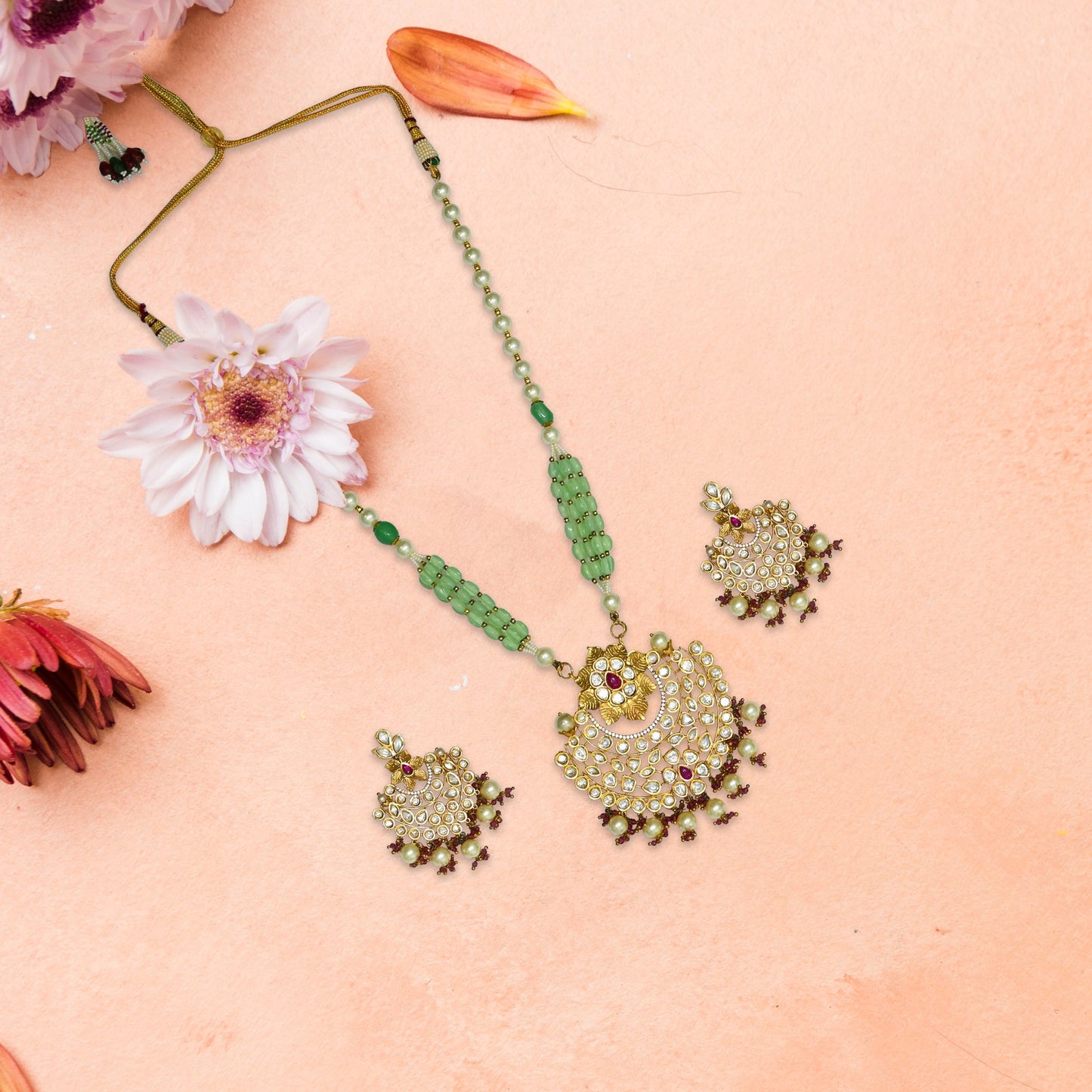 Diya Kundan Pendant Set