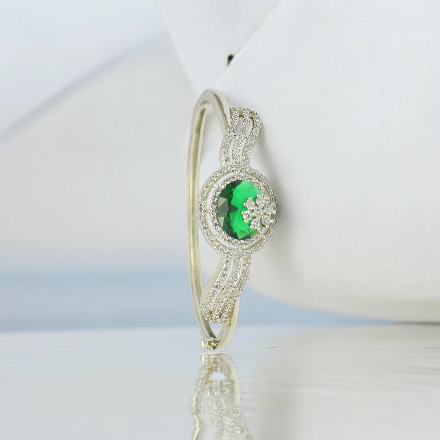 Petunia Zircon Bracelet