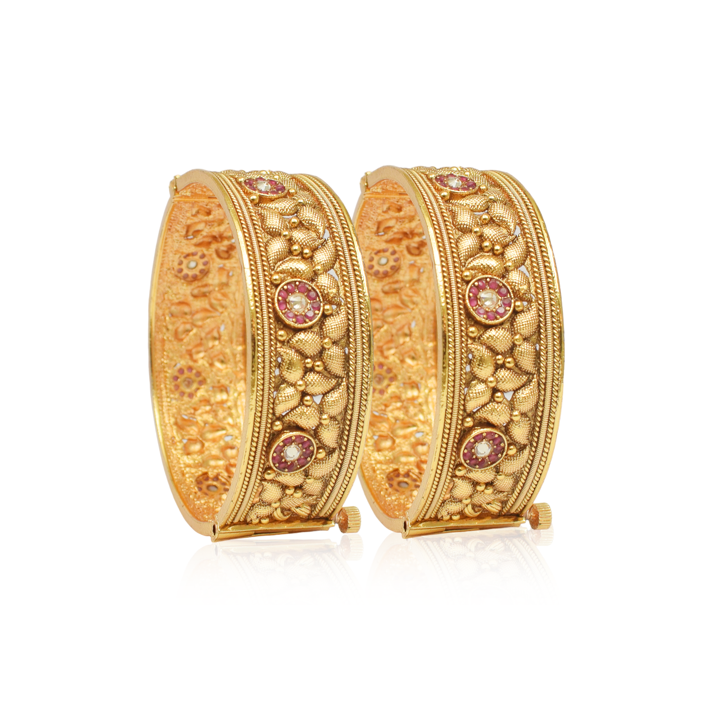 Kavya Golden Bangle