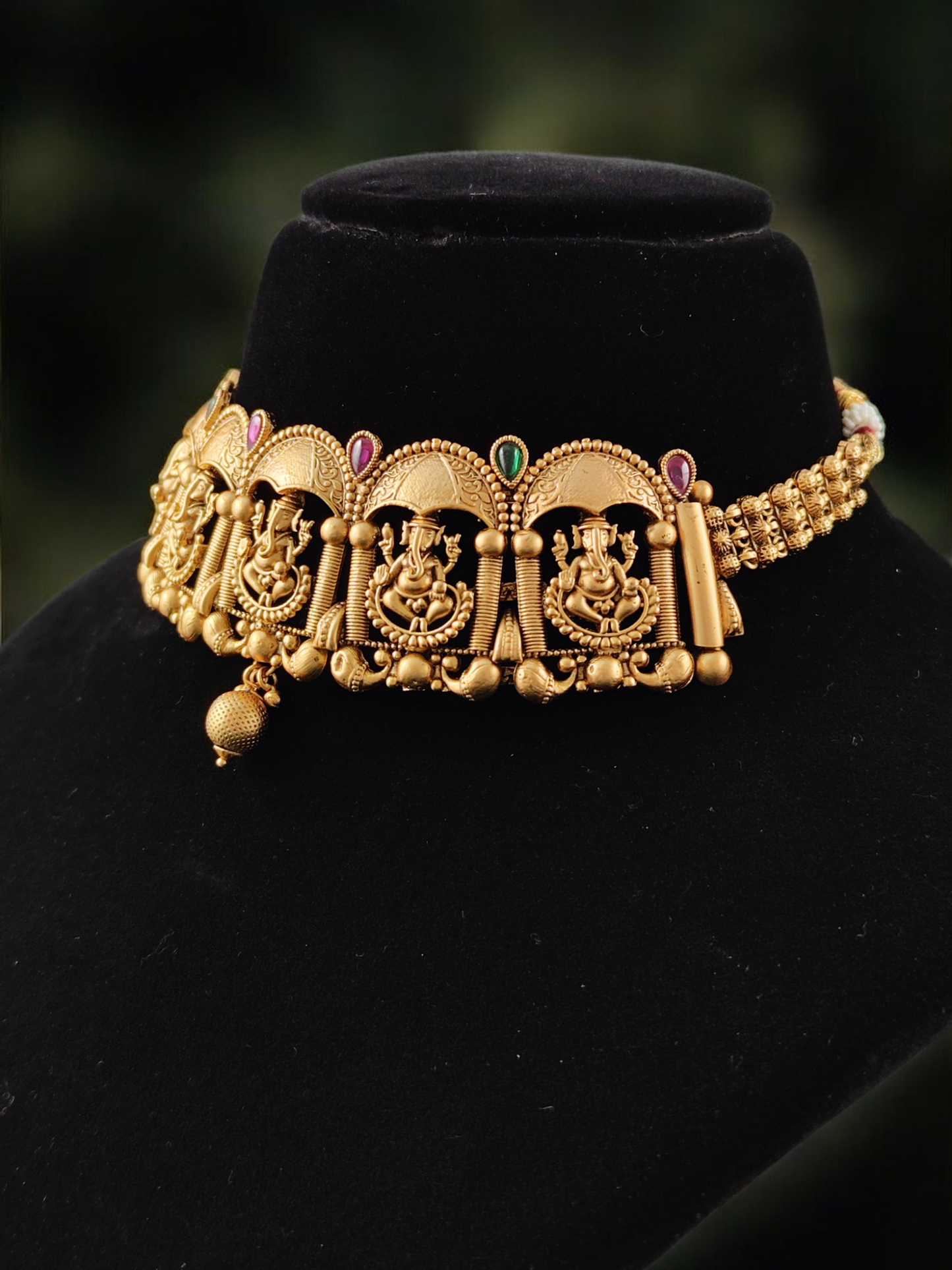 Vanya Temple Necklace