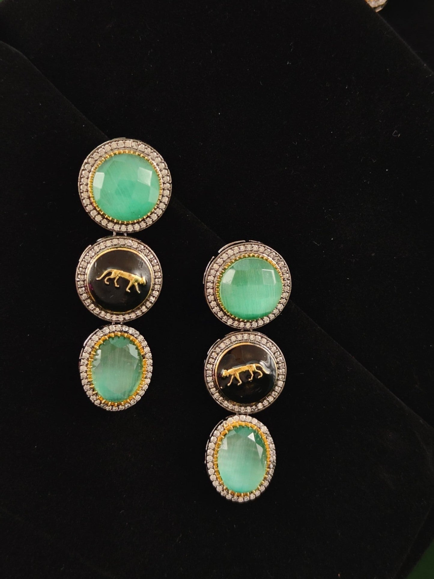 Ishani Victorian Necklace