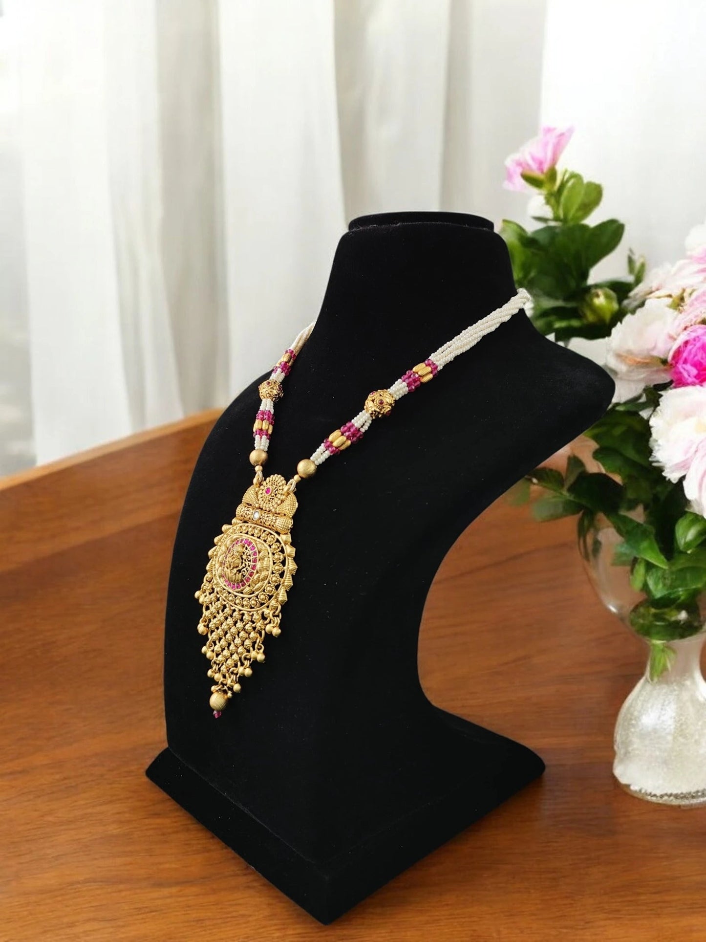 Shreya Temple Pendent Set