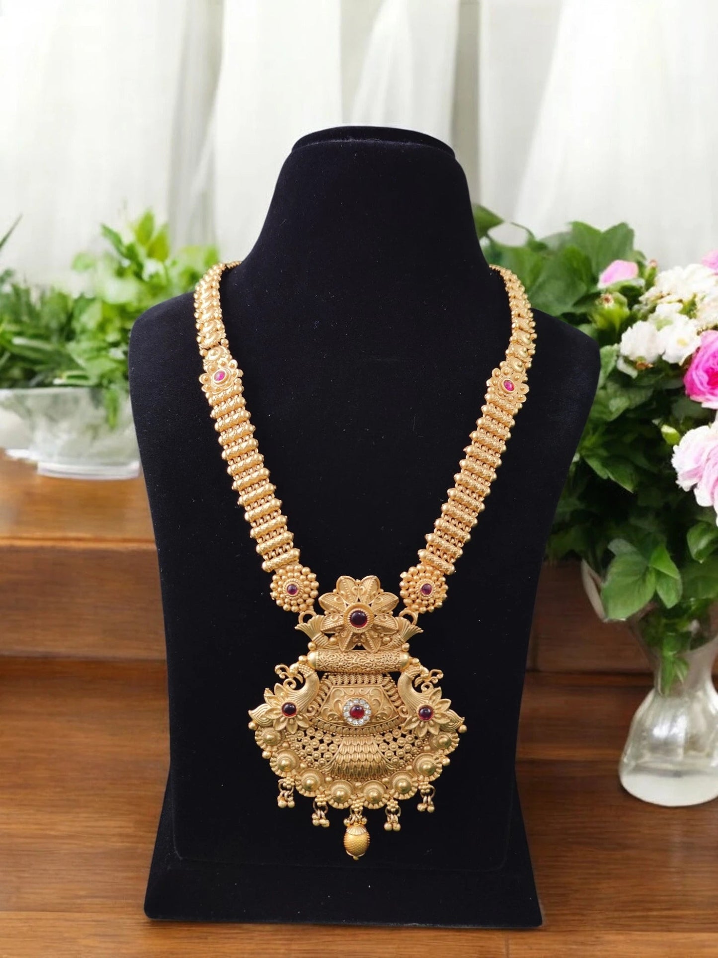 Prisha Temple Pendent Set