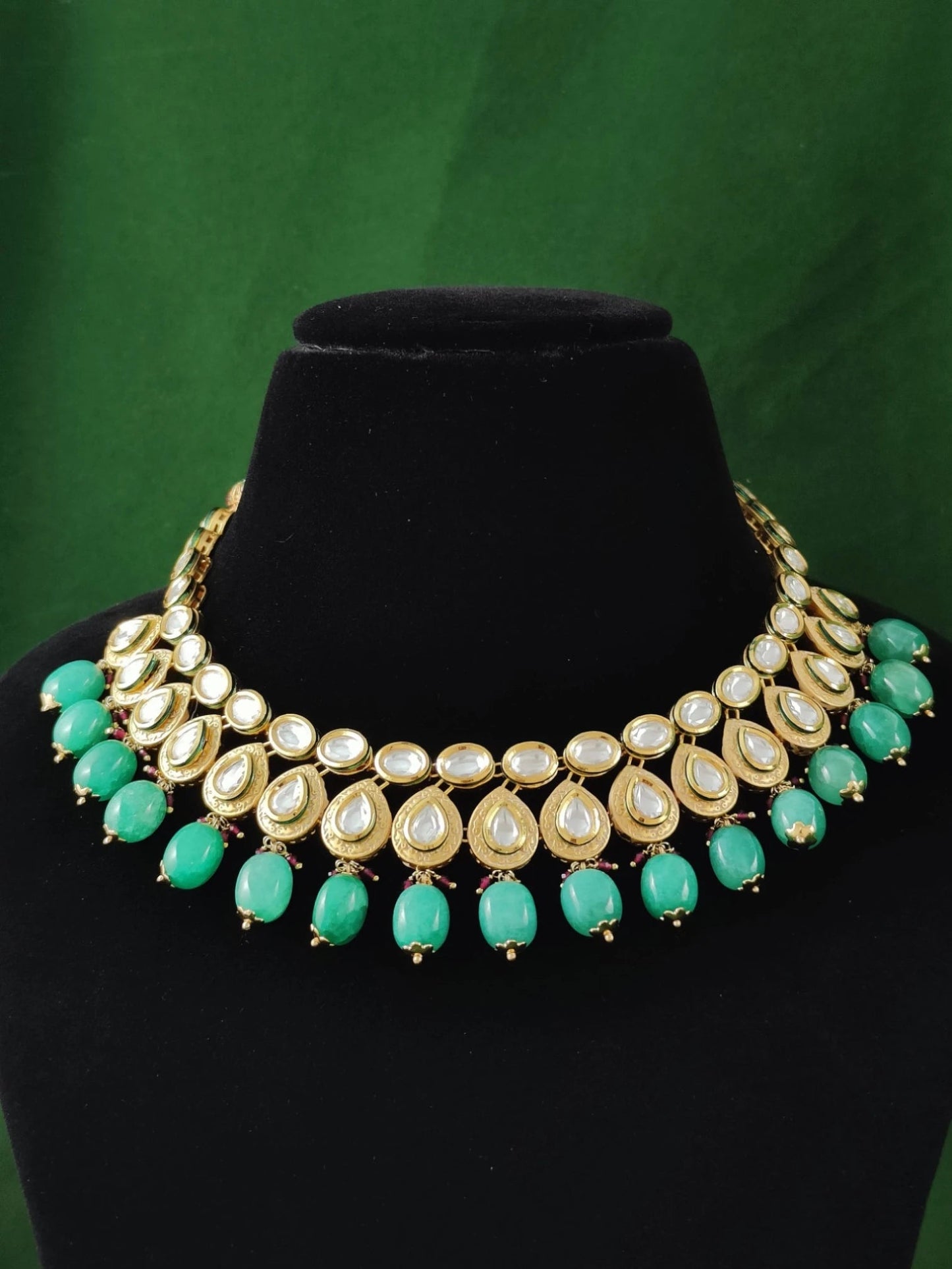 Kyra Kundan Necklace Set