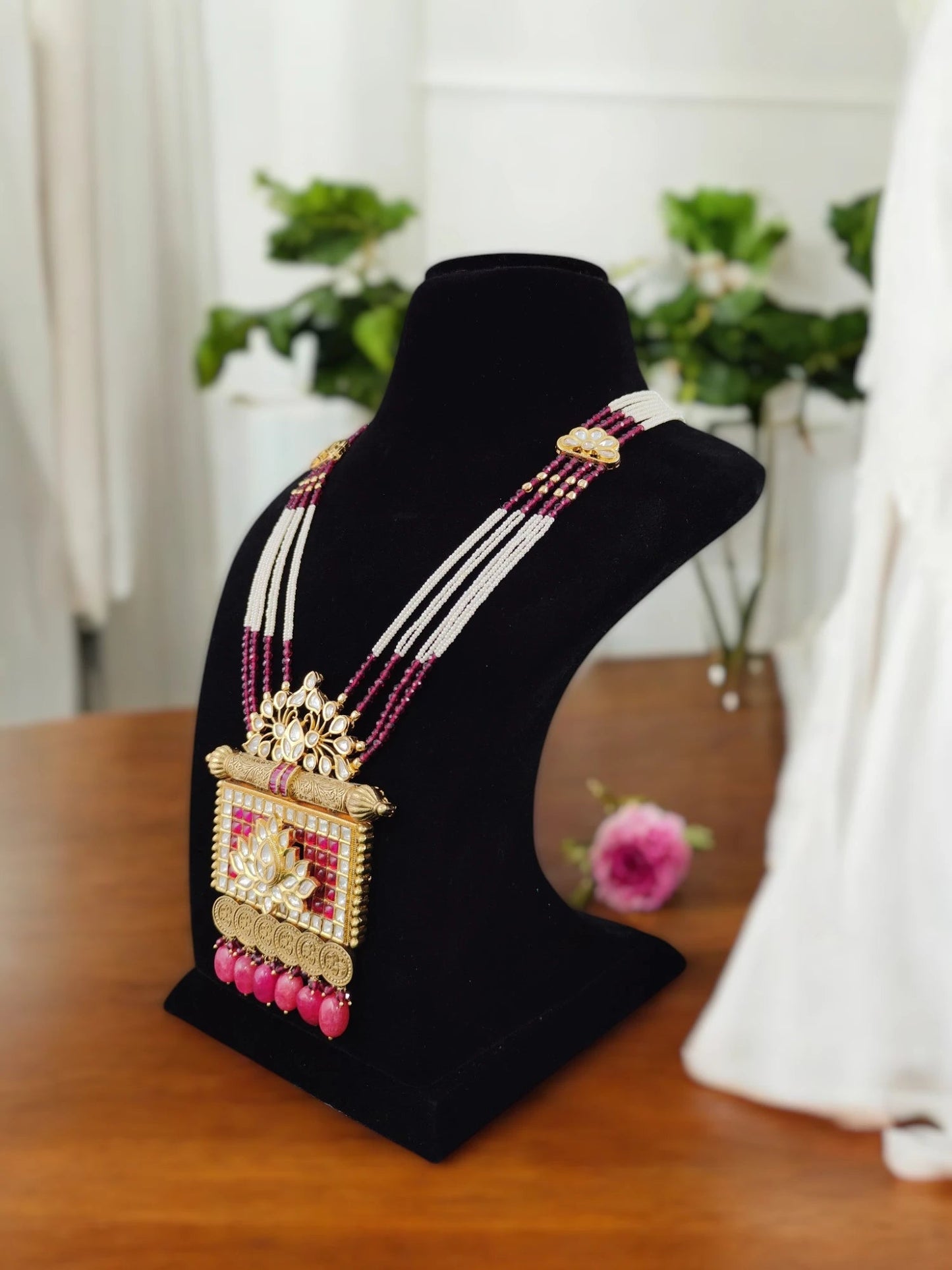 Kashika Kundan Pendent Set