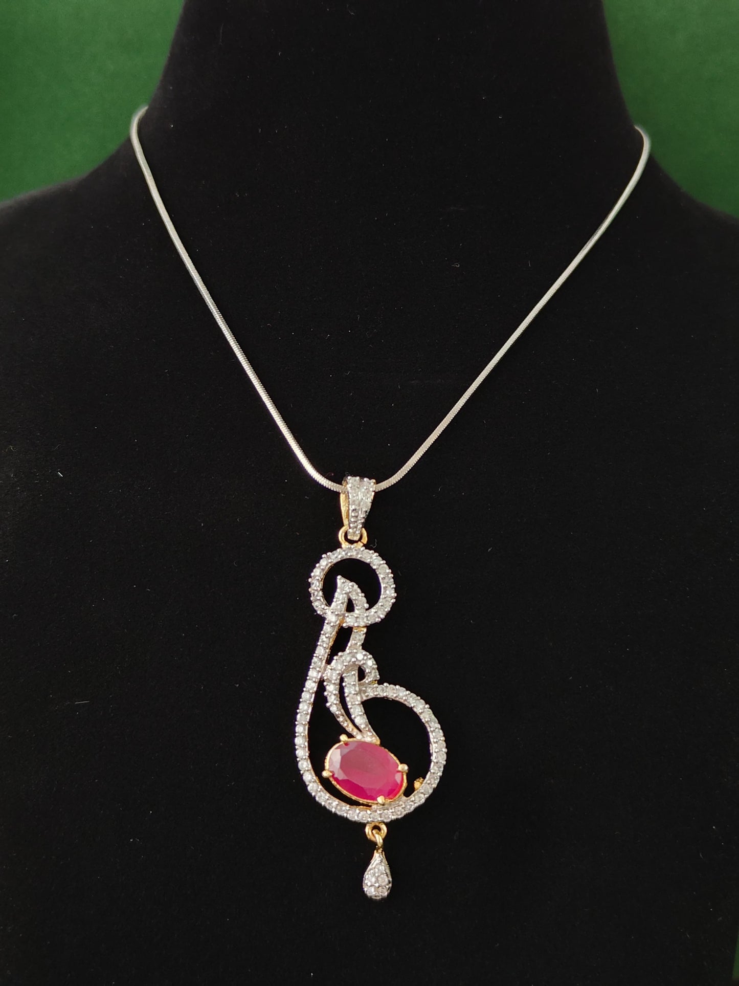 Anvitha DC Pendent Set