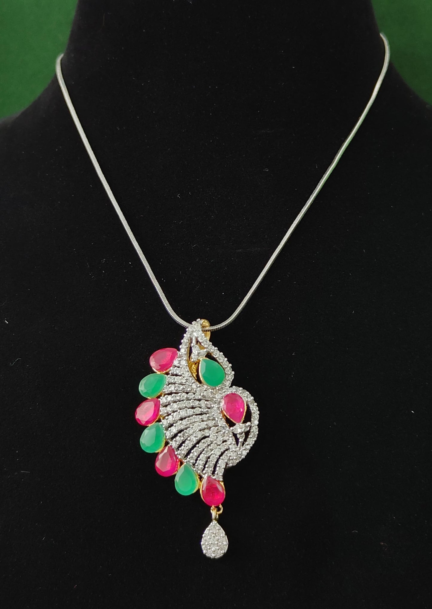 Ananya DC Pendent Set