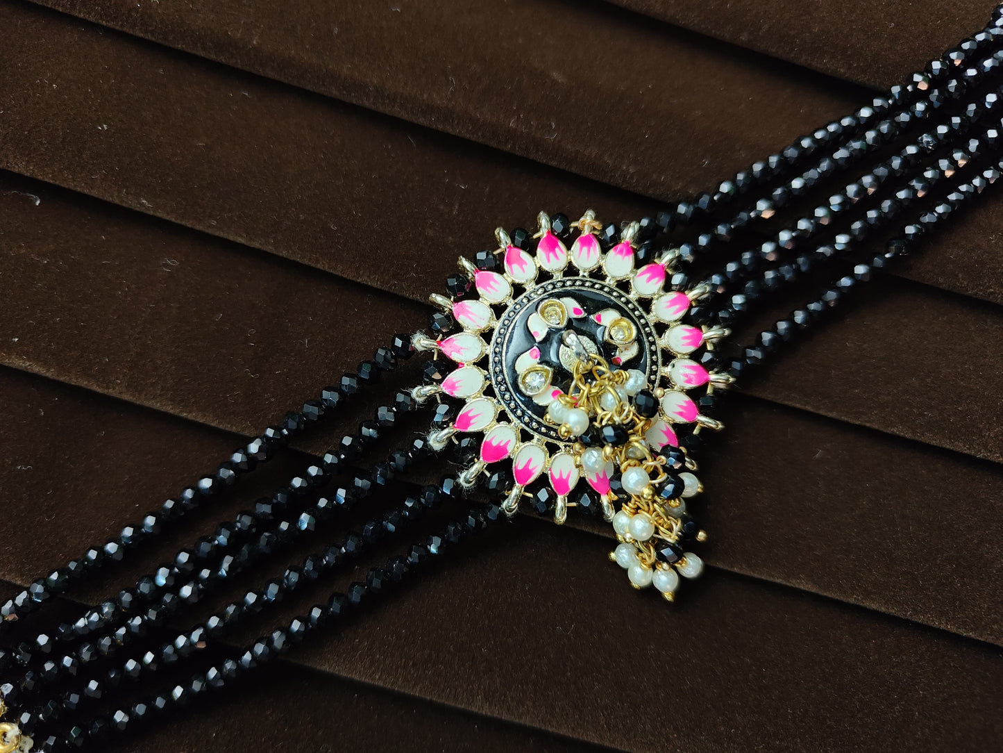 Manvi Victorian Choker Set