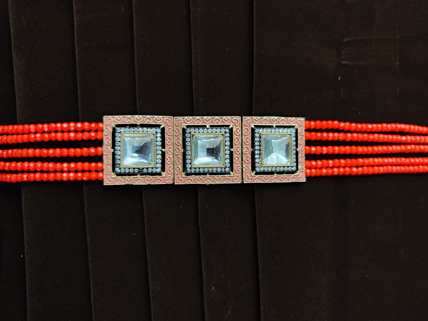 Inaaya Victorian Choker Set