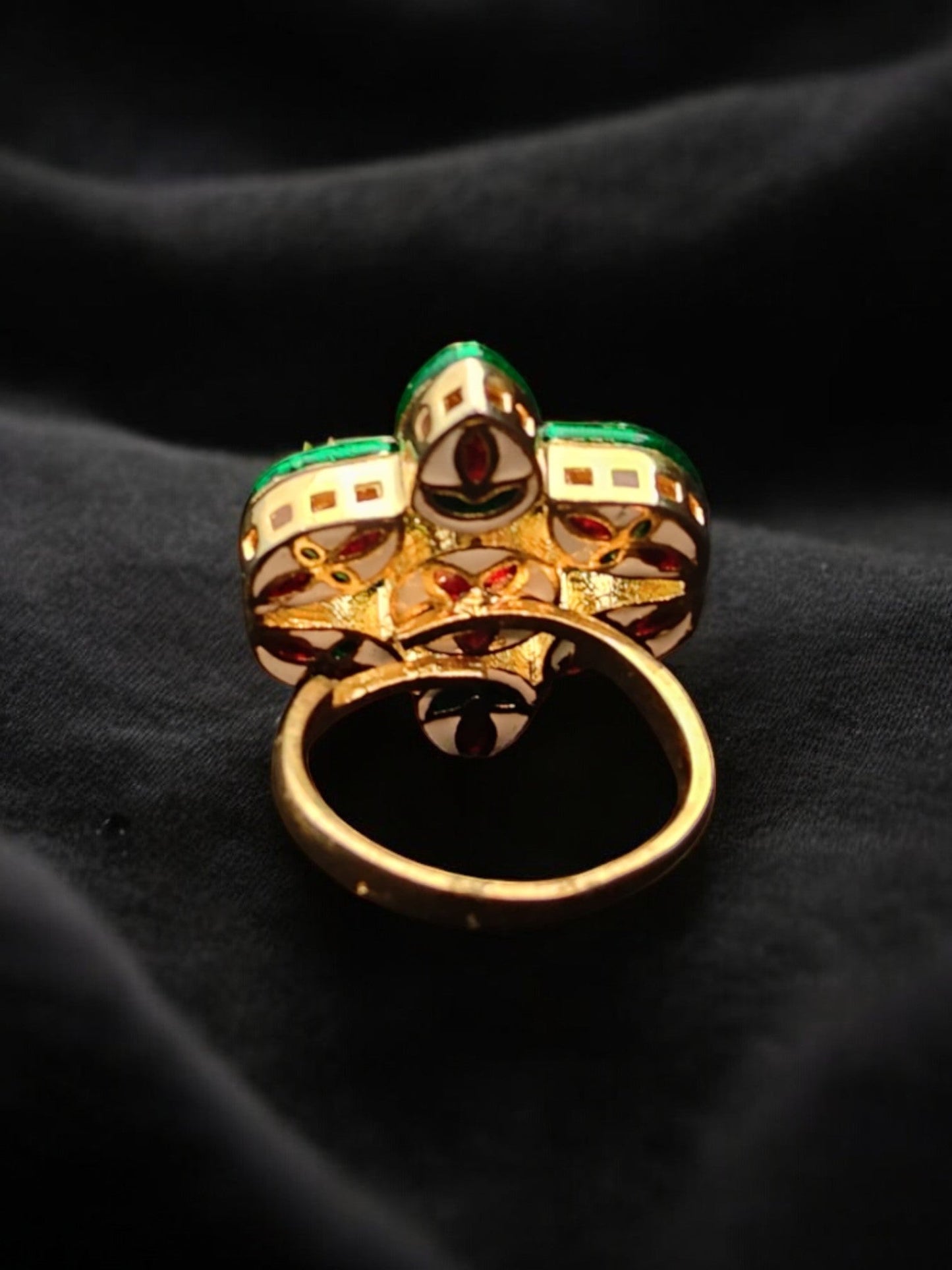 Riya Kundan Cocktail Ring