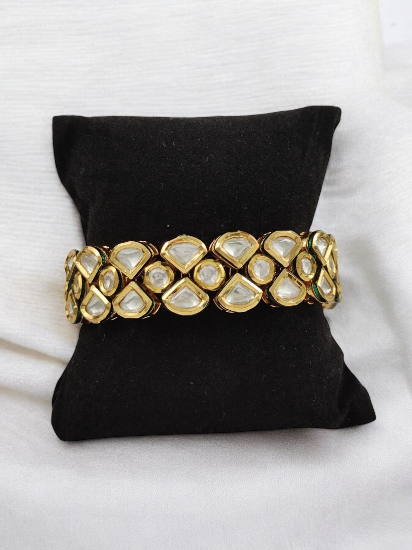 Shreya Kundan Bracelet