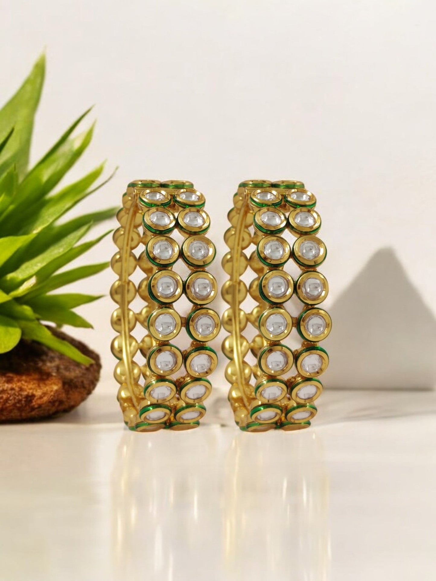 Manvi Kundan Bangles