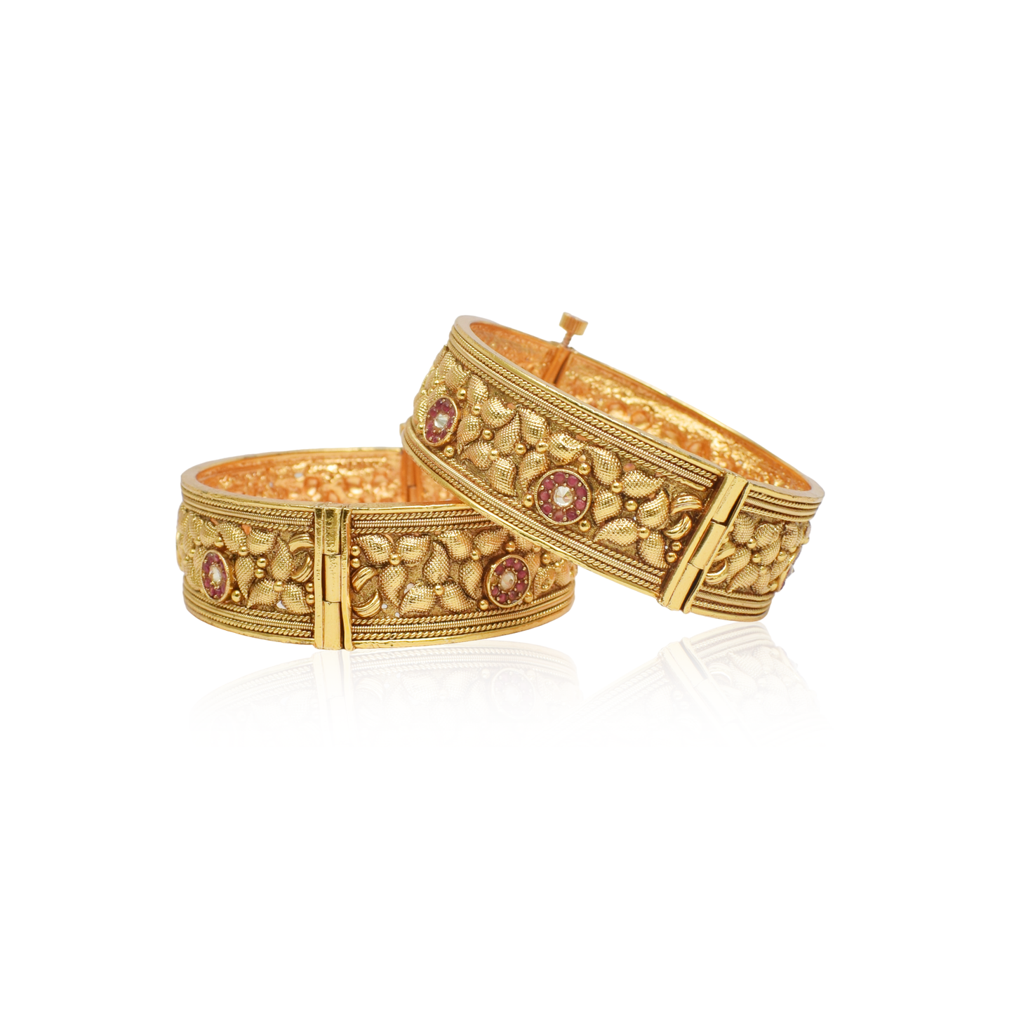 Kavya Golden Bangle