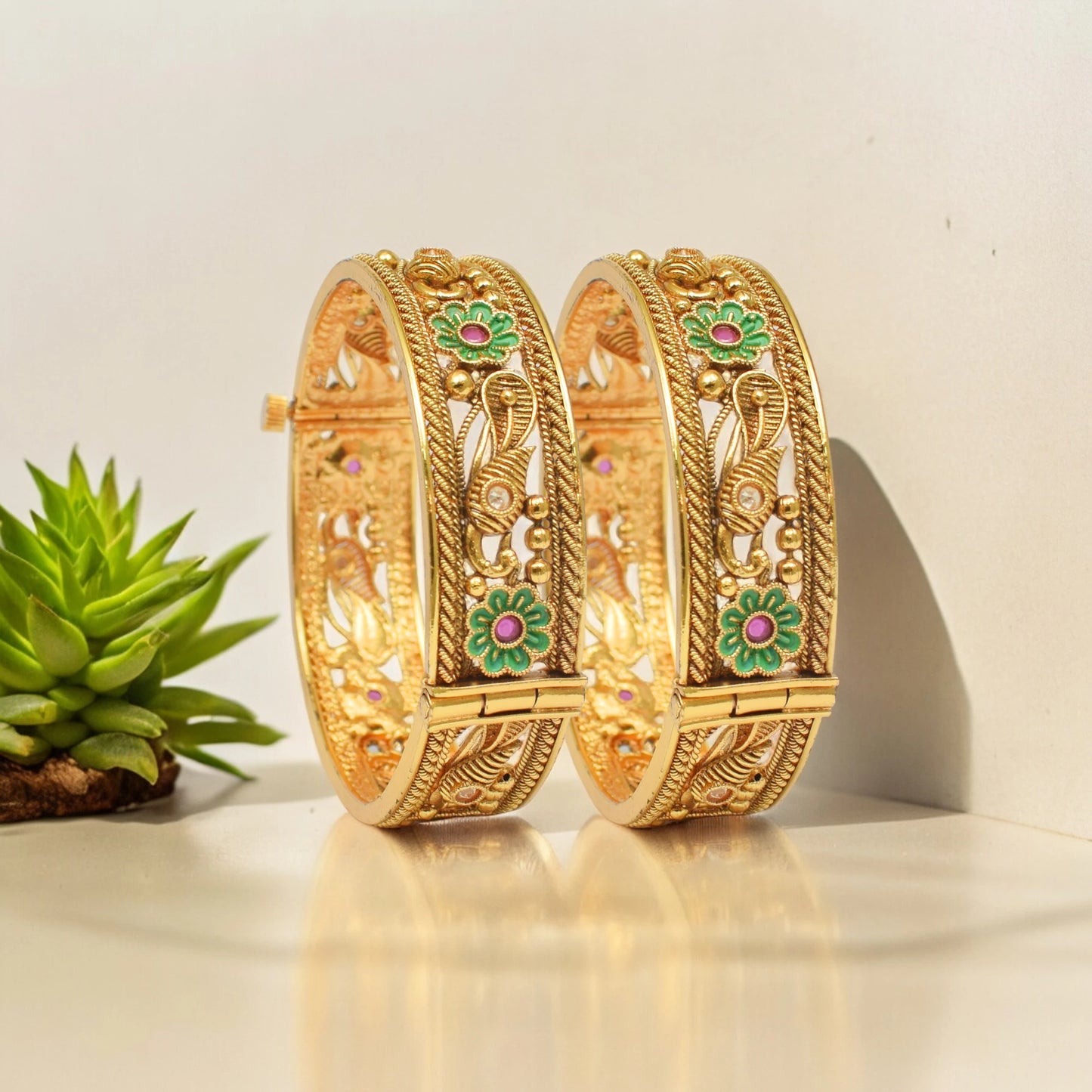 Meenakshi Golden Bangle