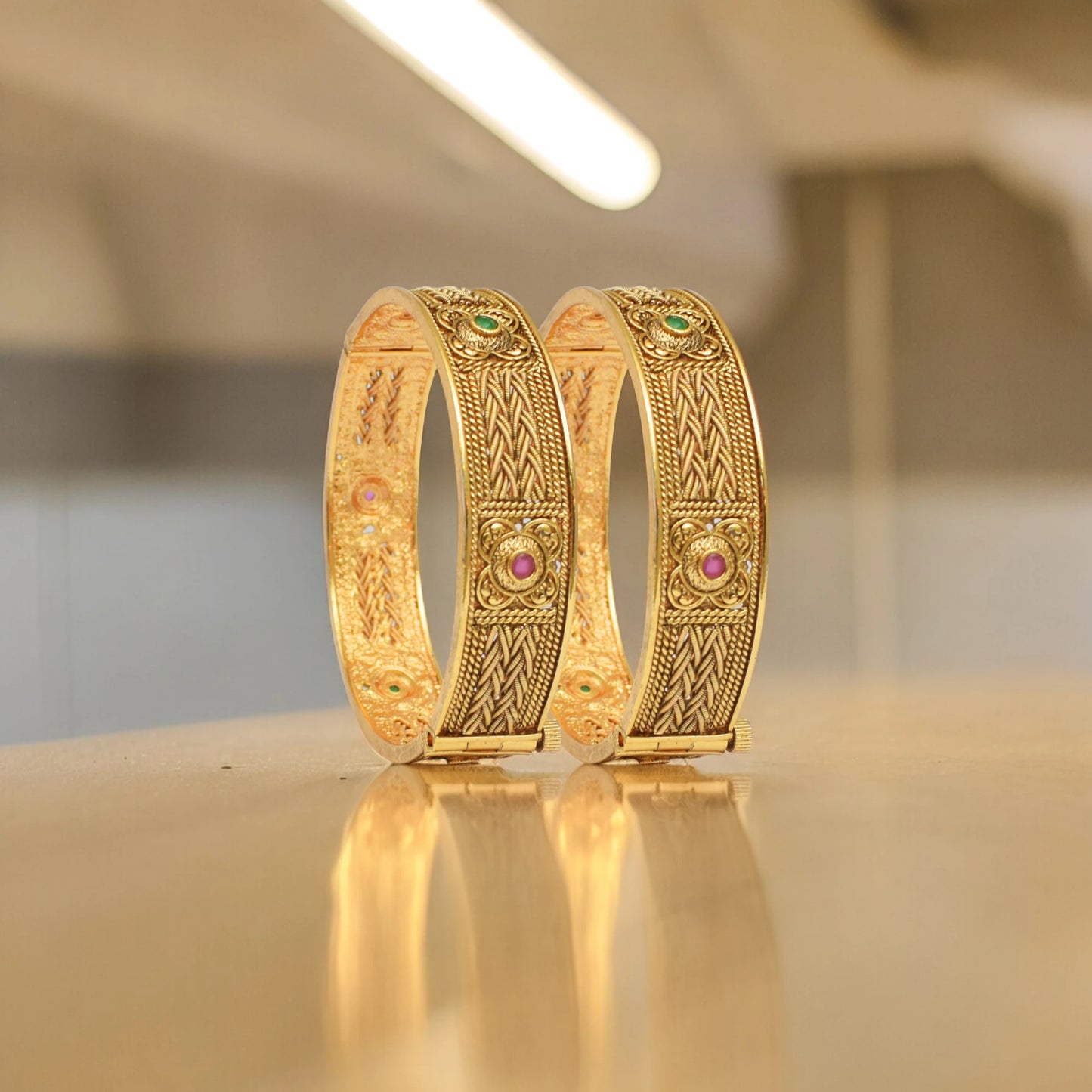 Aishwarya Golden Bangle