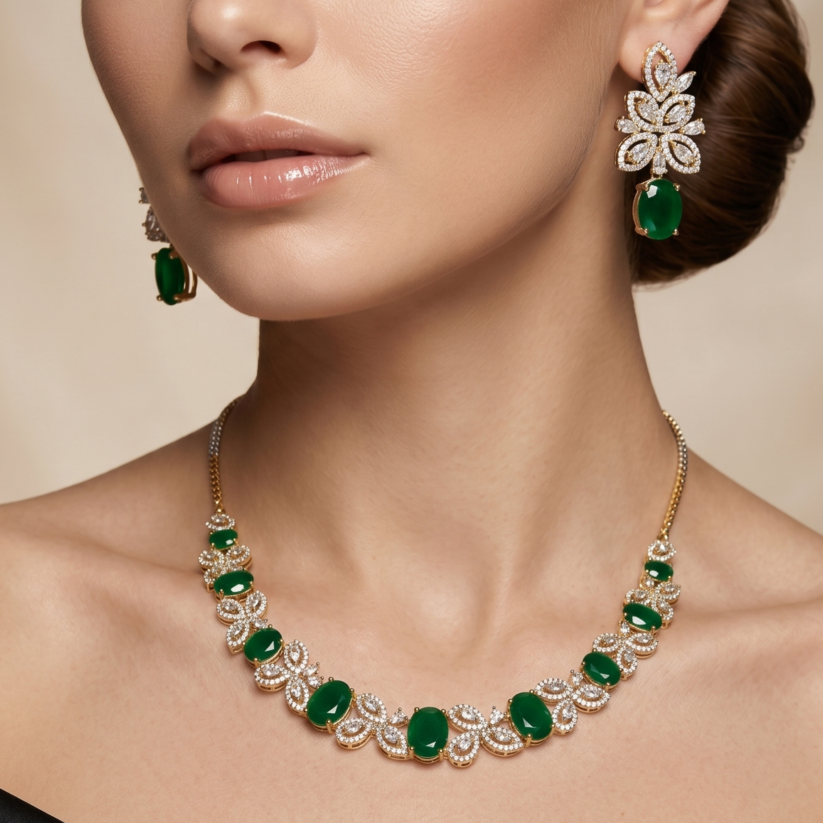 Athira DC Necklace