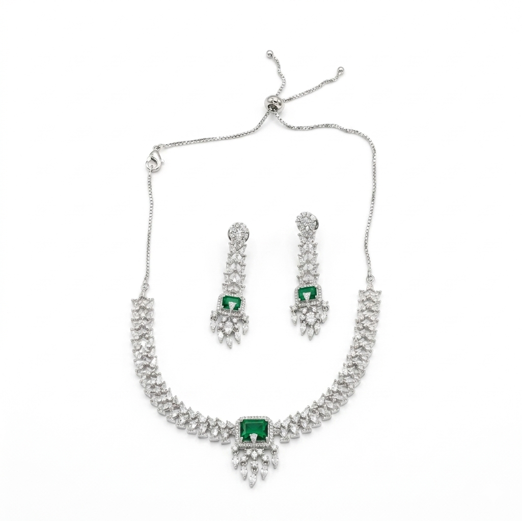 DC Necklace - E00BPH