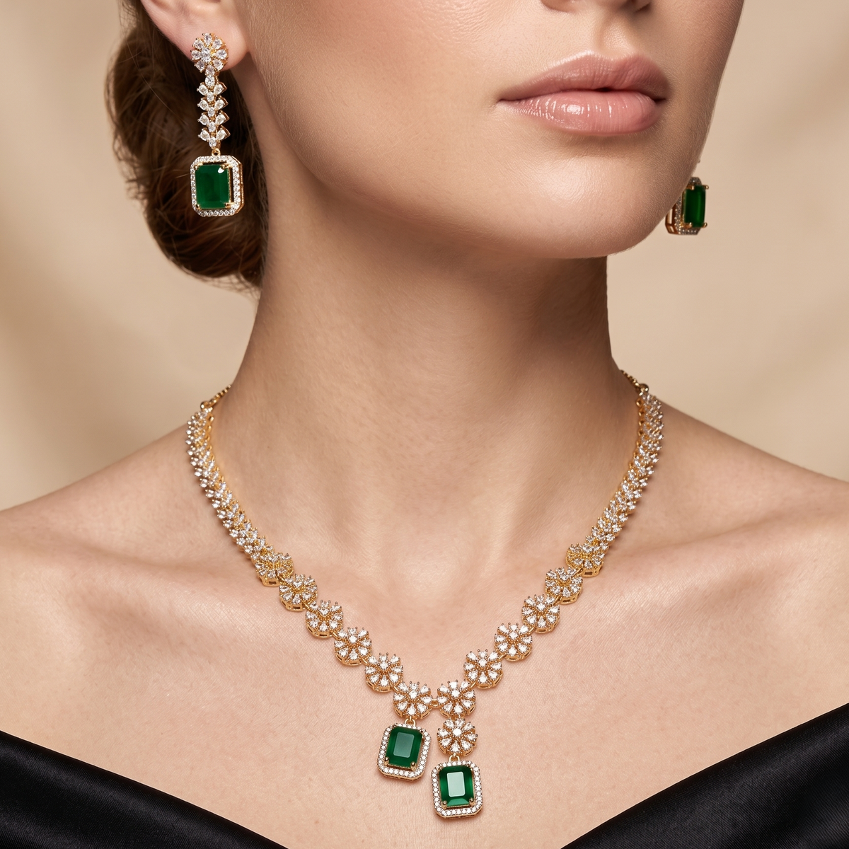 Akshara DC Necklace