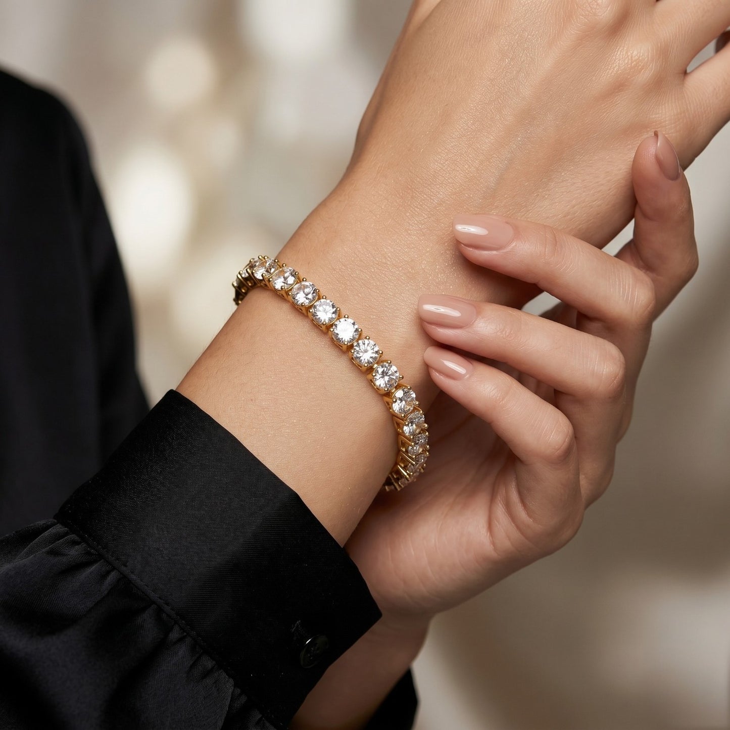 DC Bracelet - E00BQ5