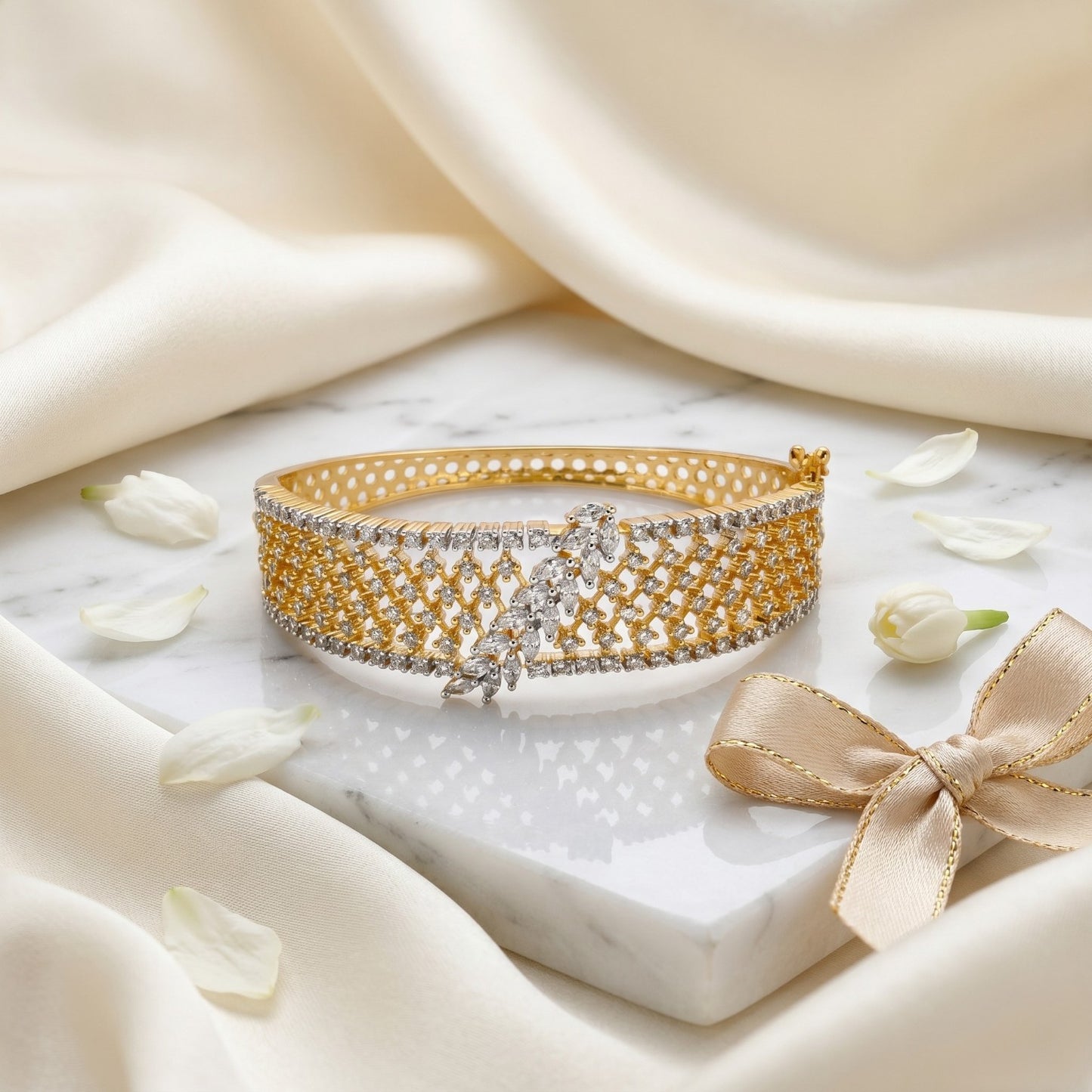 DC Bracelet - E00BQJ