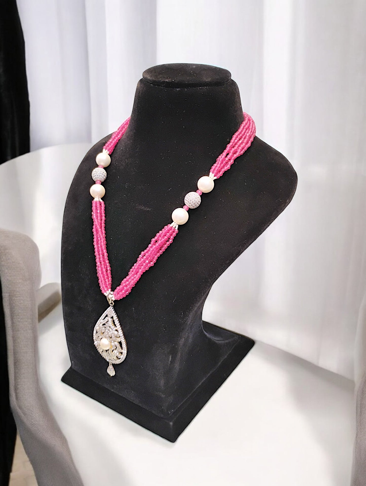 Yukti Zircon Pendent Set