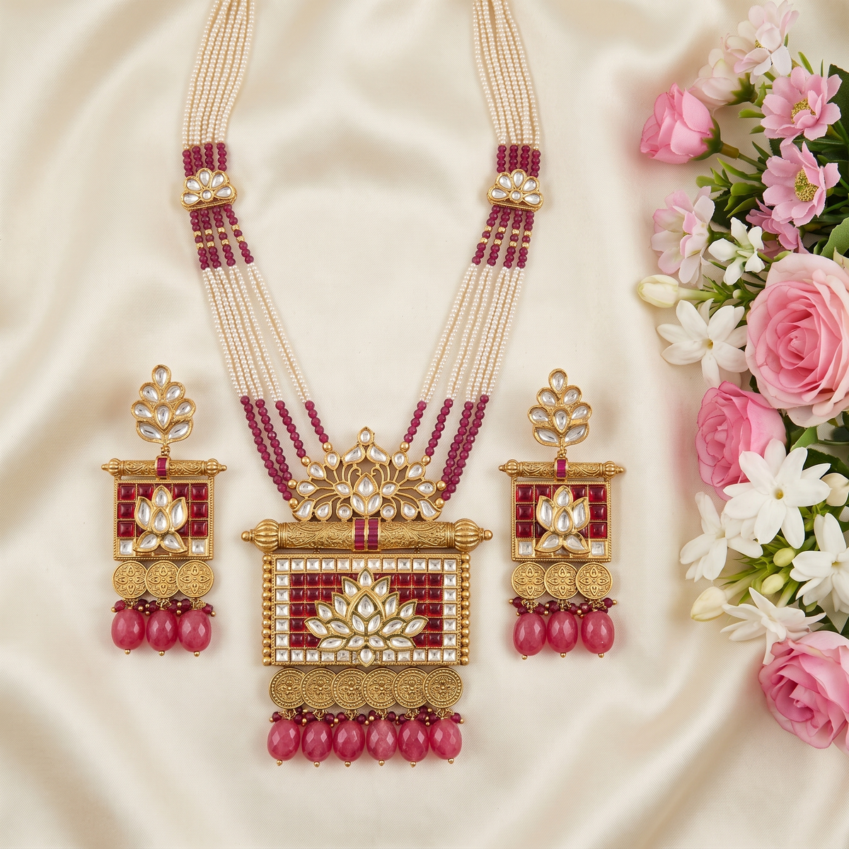 Kashika Kundan Pendent Set