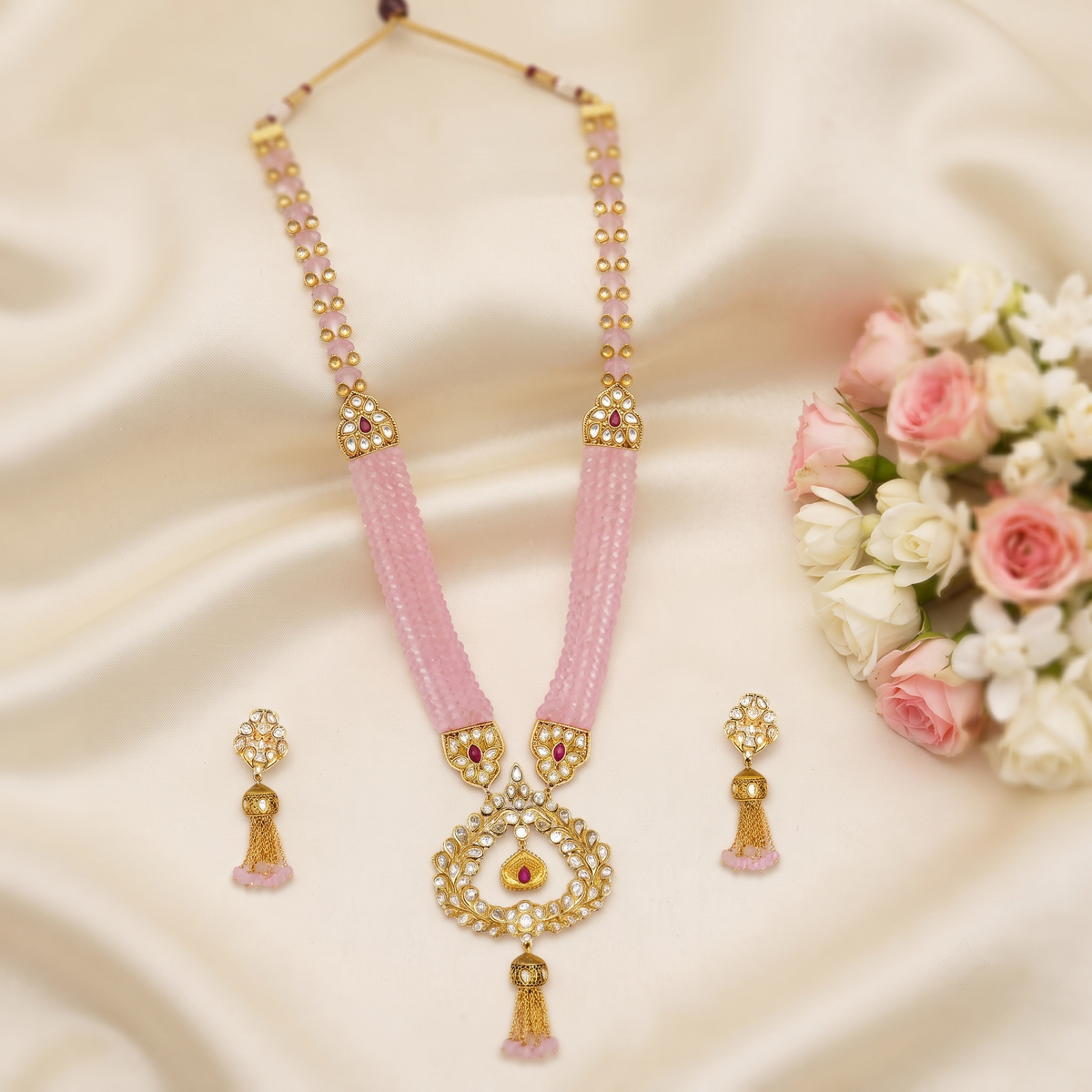 Isha Kundan Pendant Set