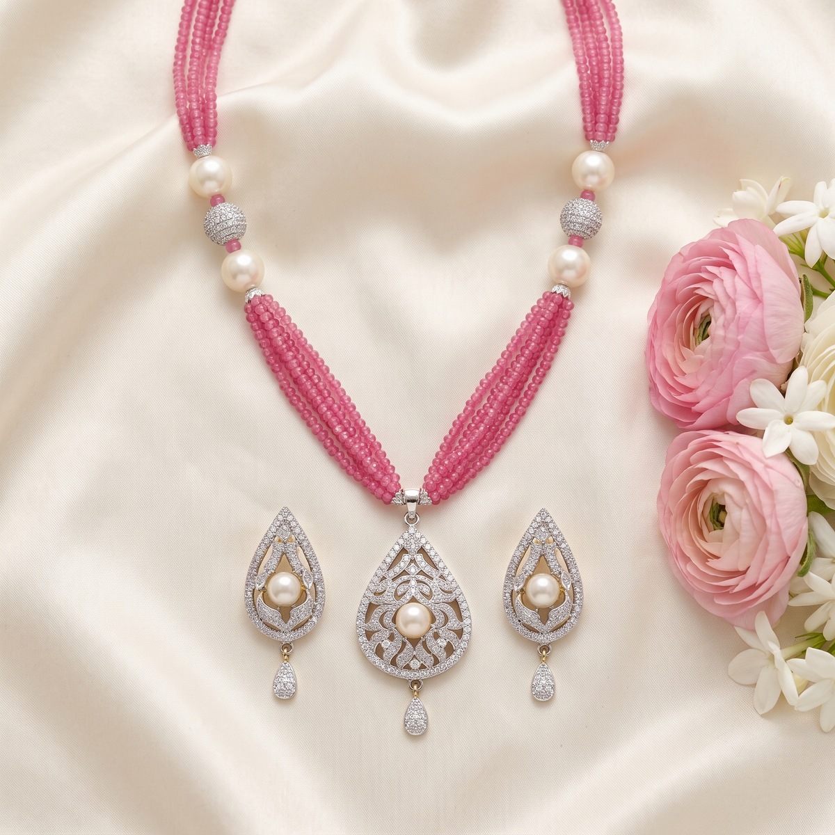 Yukti Zircon Pendent Set