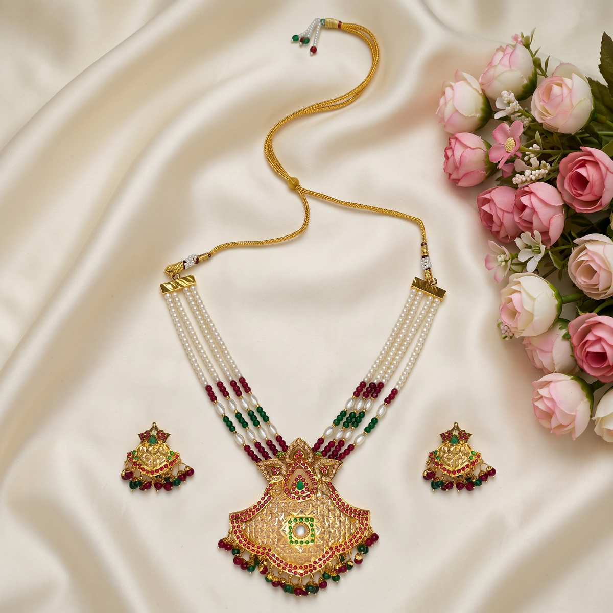 Priya Jadau Necklace Set