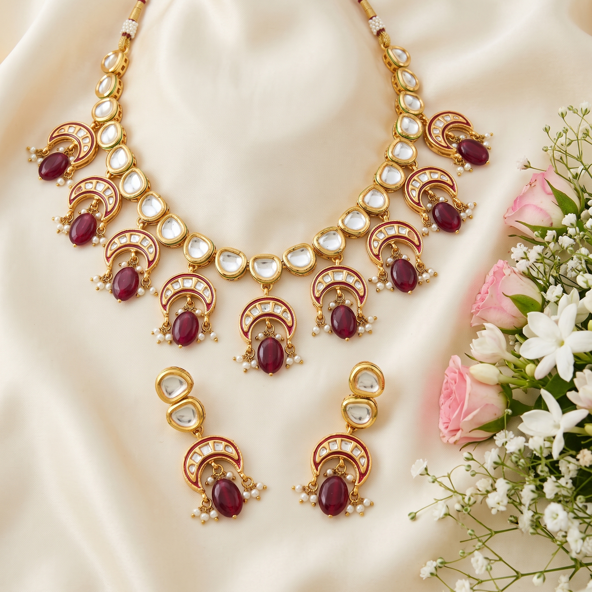 Sakshi Necklace Set
