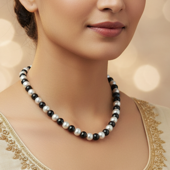 Haripriya pearl Necklace