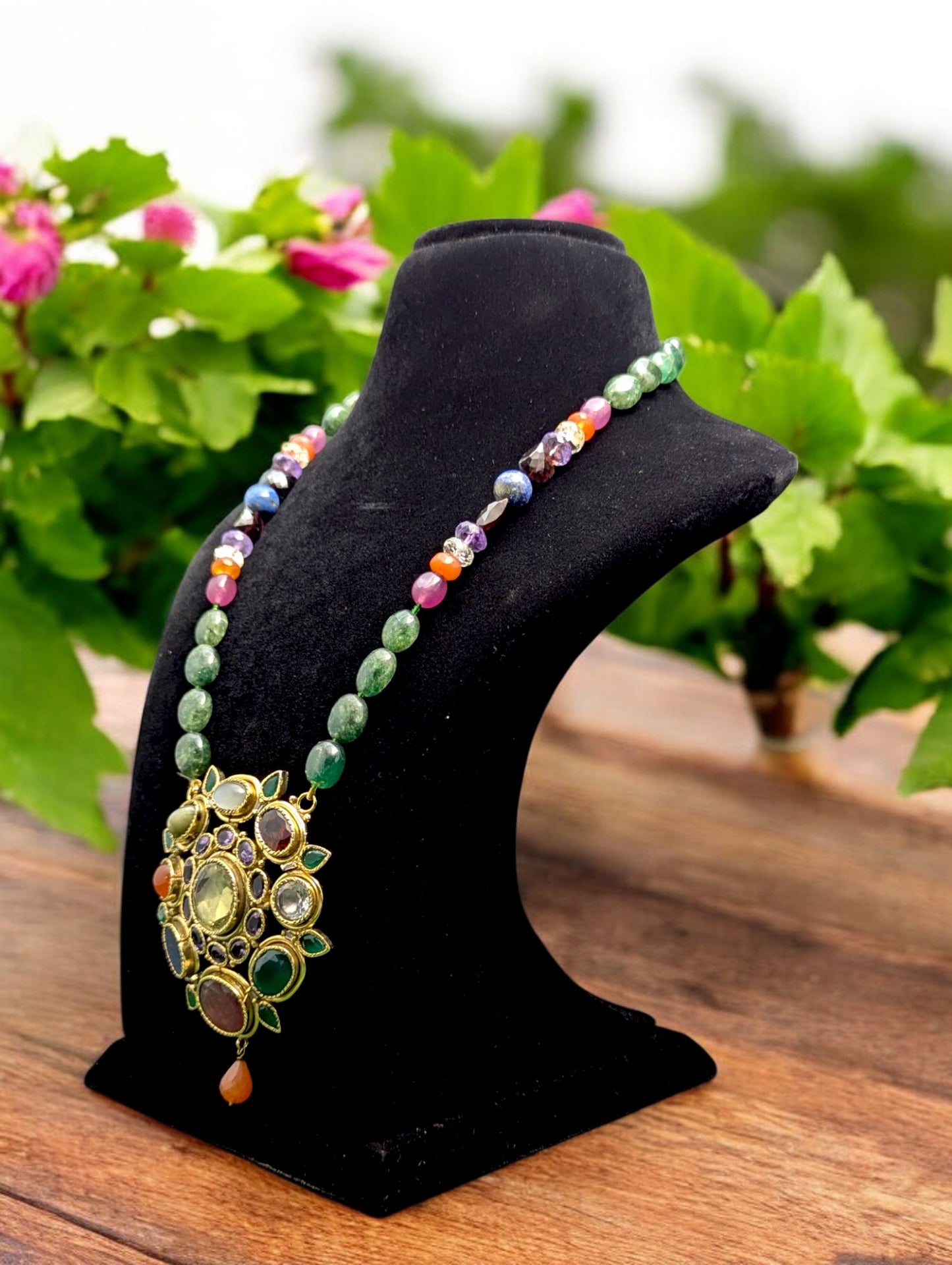 Saanvi Semi-Pr. Navratan Necklace