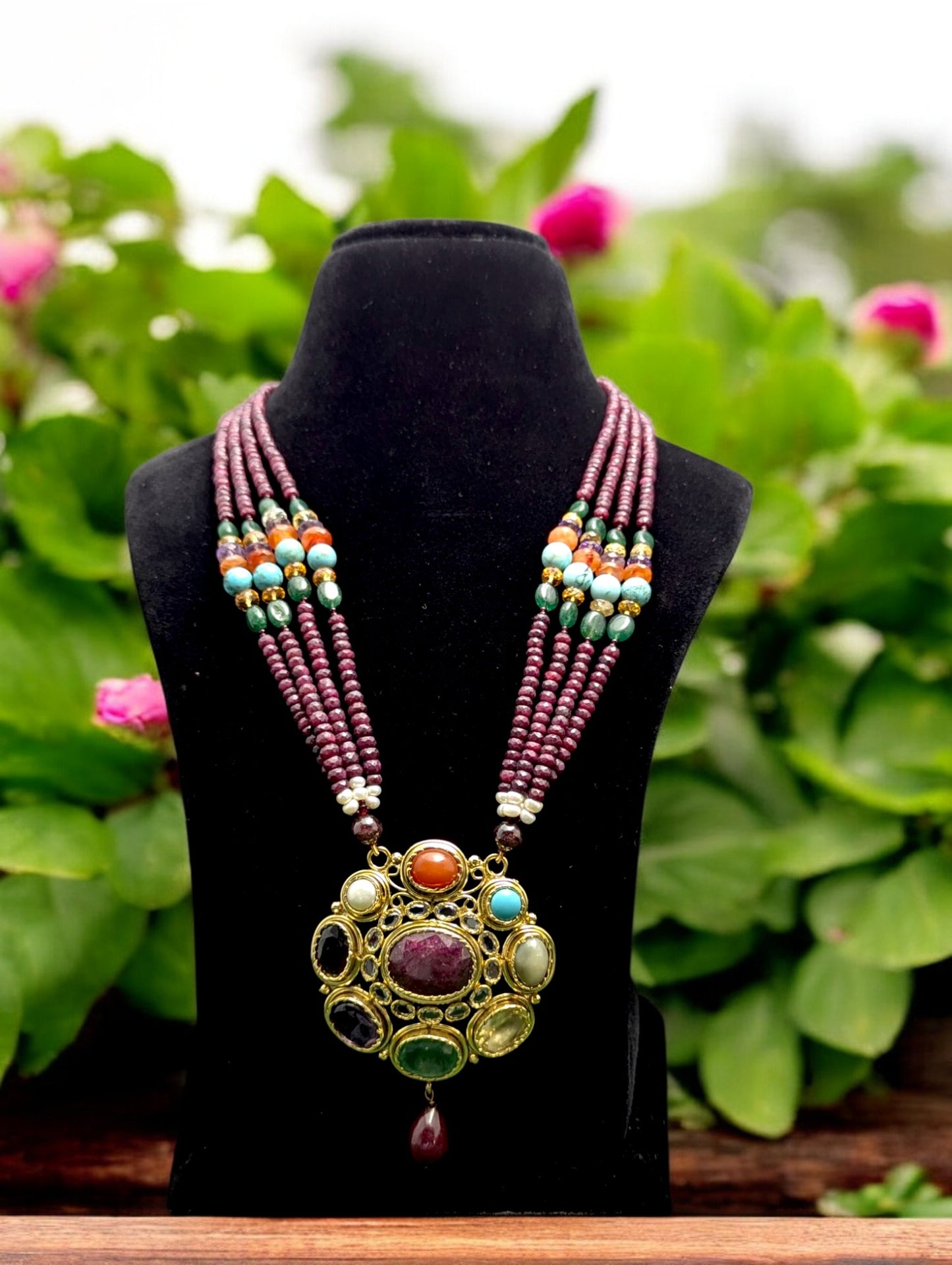 Ishita Semi-Pr. Navratan Necklace