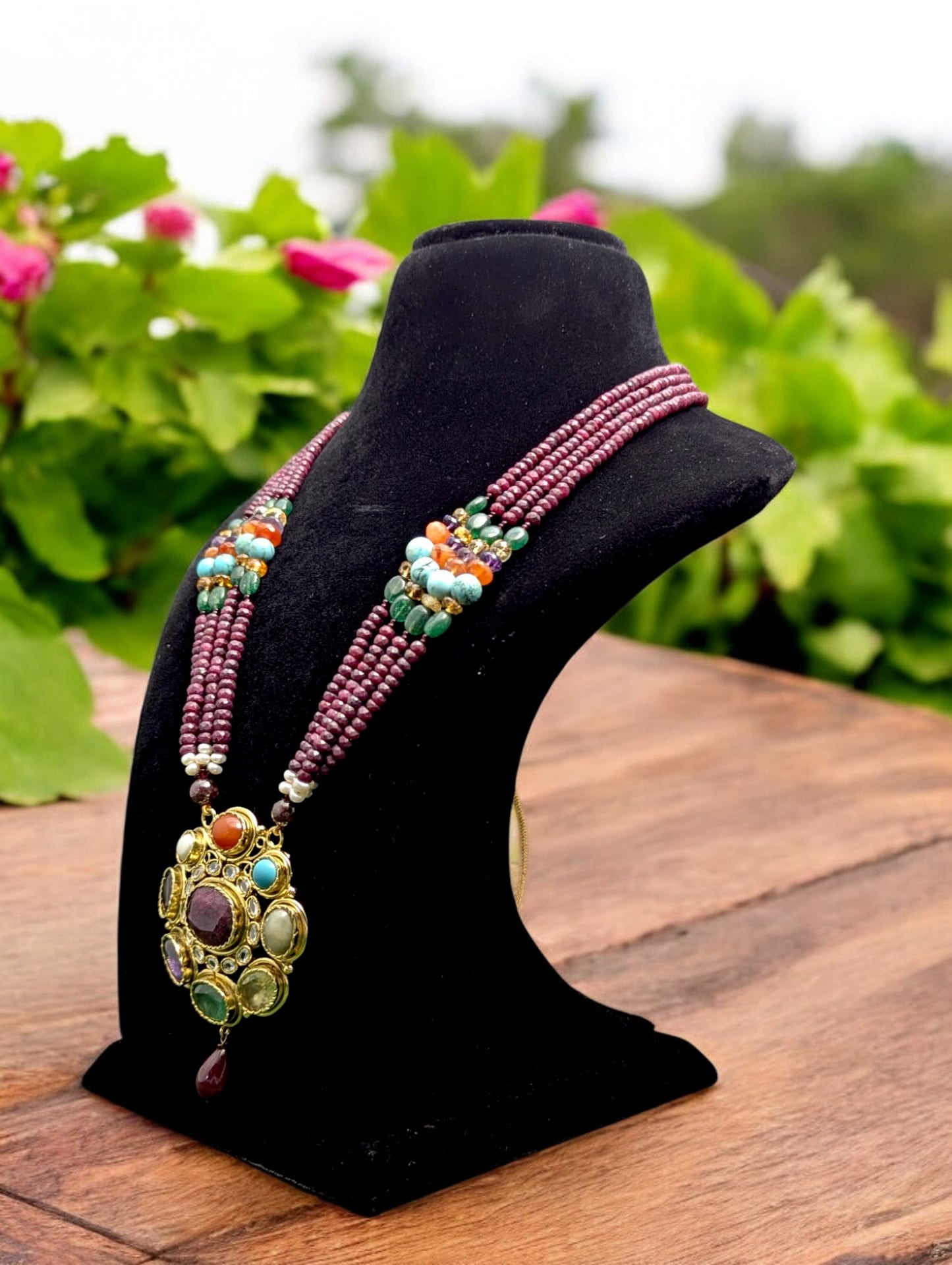 Ishita Semi-Pr. Navratan Necklace