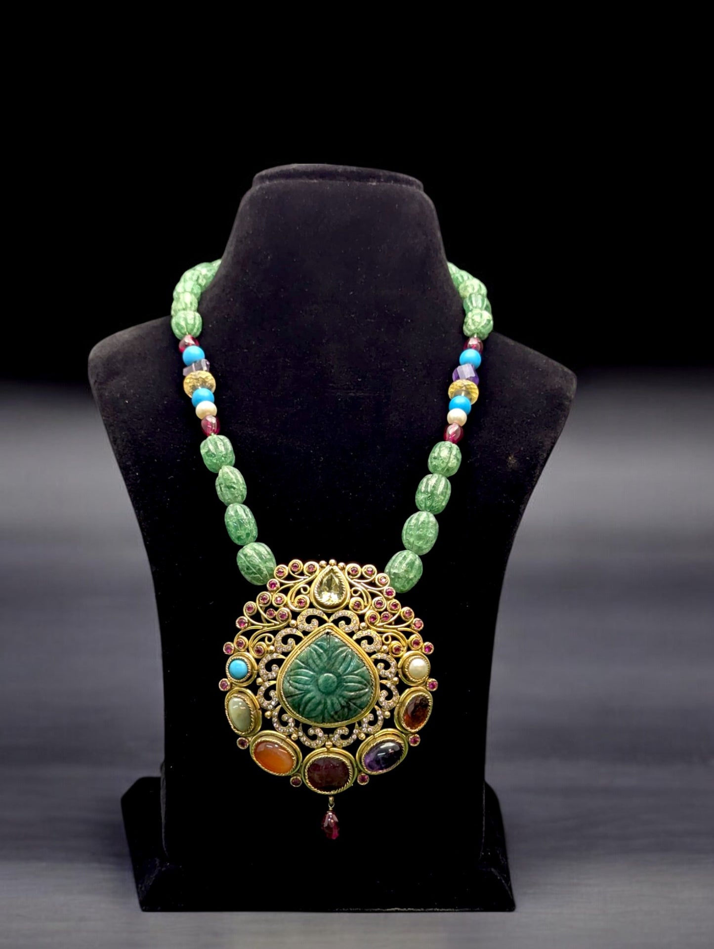 Avni Semi-Pr. Navratan Necklace