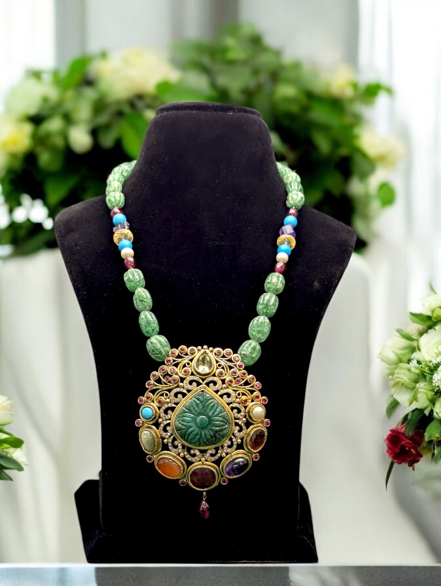 Avni Semi-Pr. Navratan Necklace