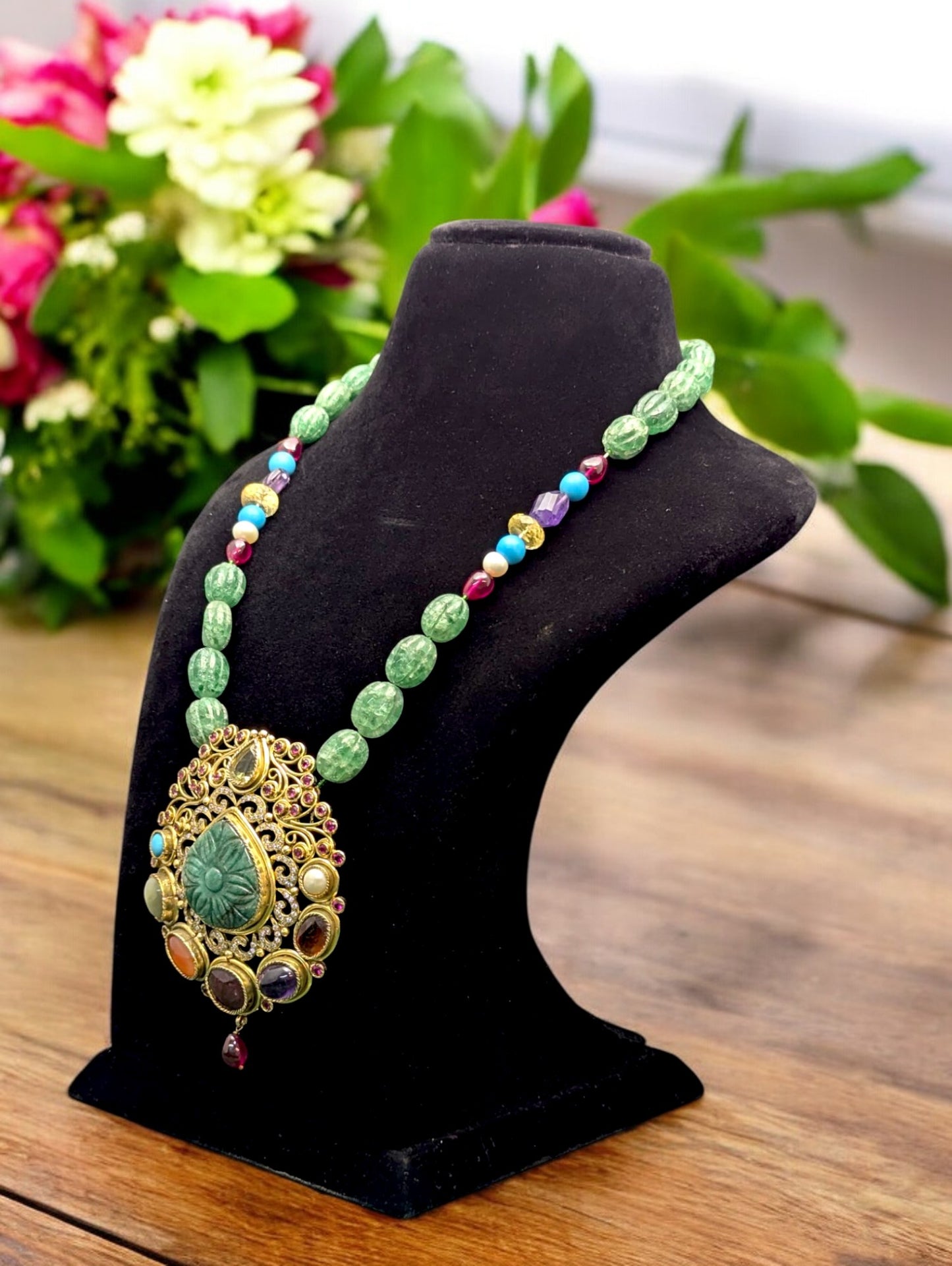 Avni Semi-Pr. Navratan Necklace