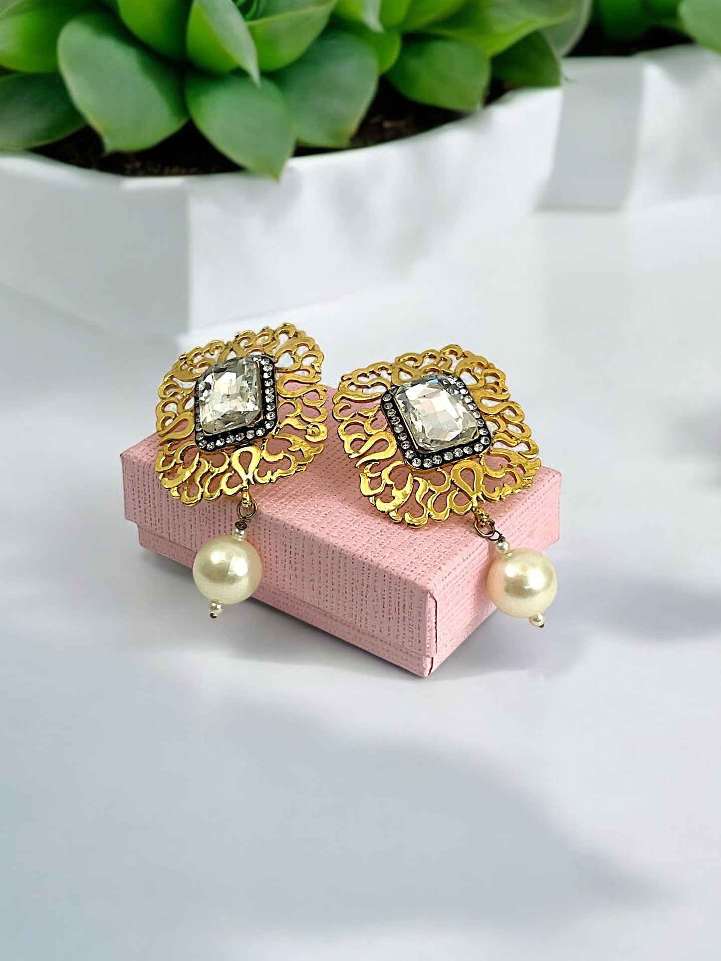 Vanya Fashion Earring