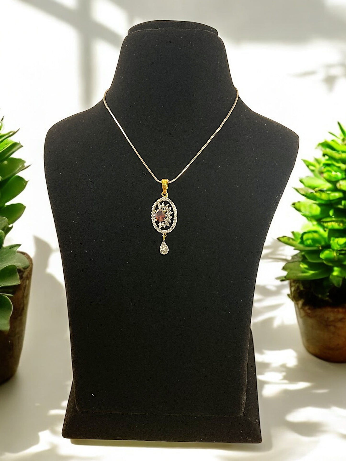 Lavanya DC Pendent Set