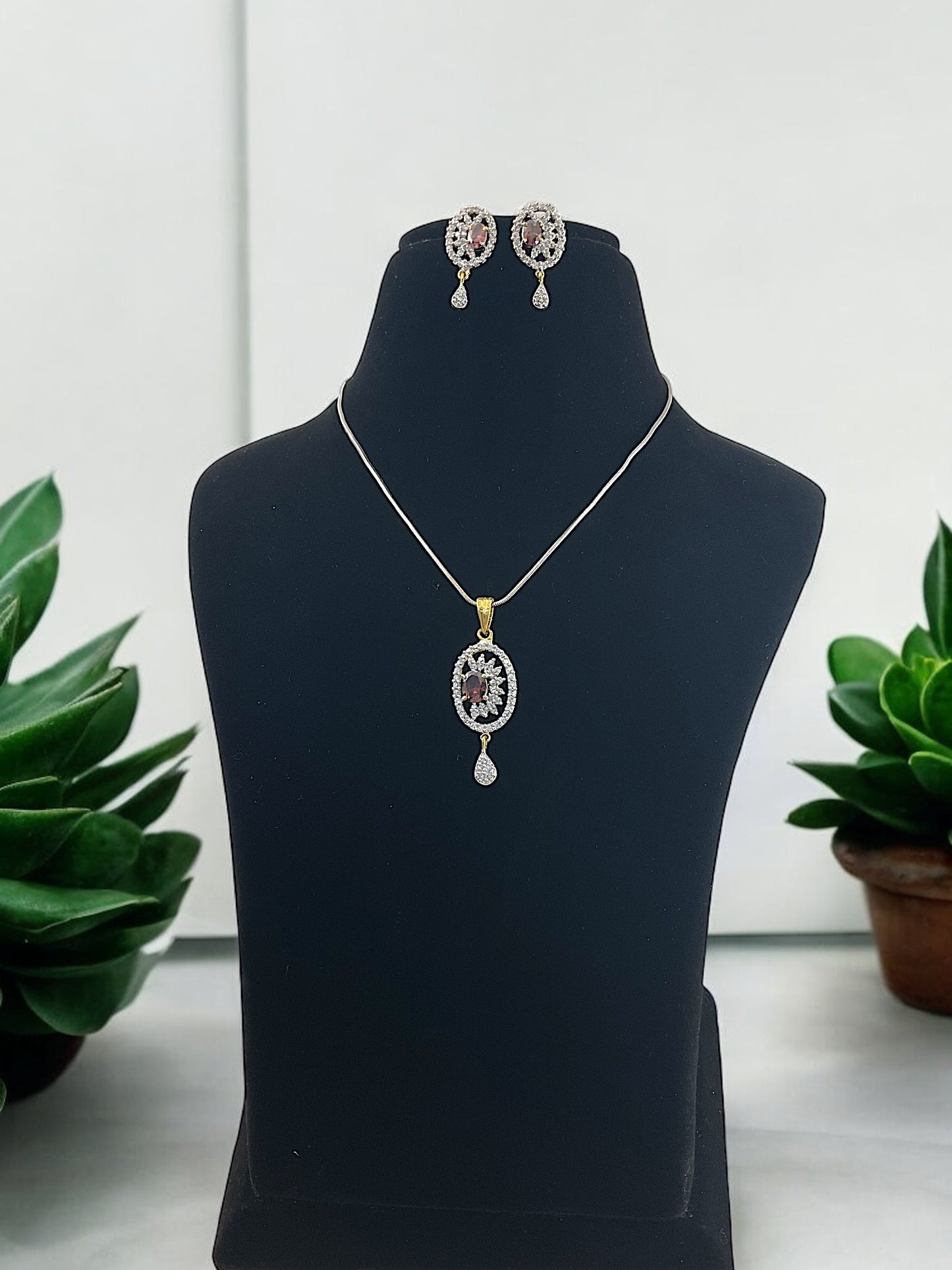 Lavanya DC Pendent Set