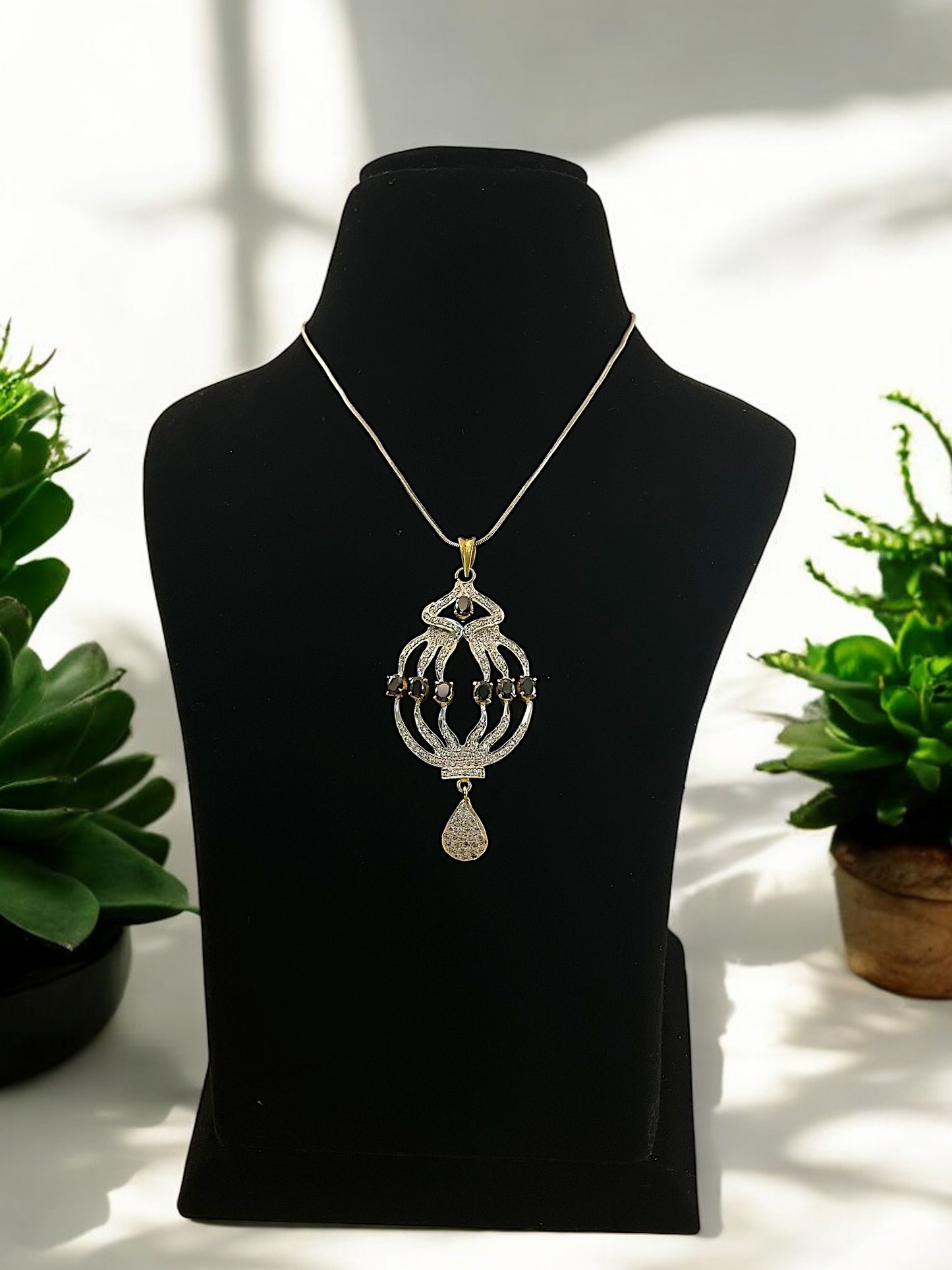 Ishana DC Pendent Set