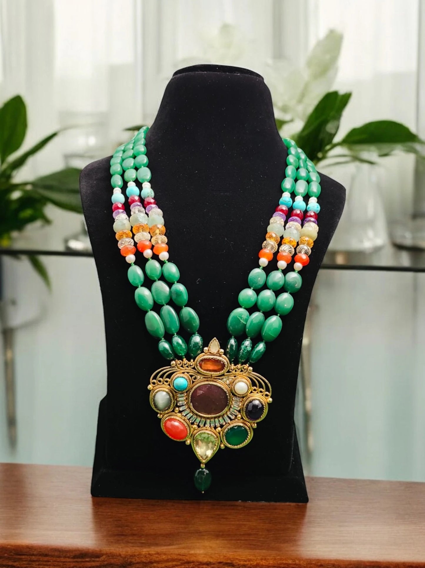Urvashi Semi-Pr. Navratan Necklace