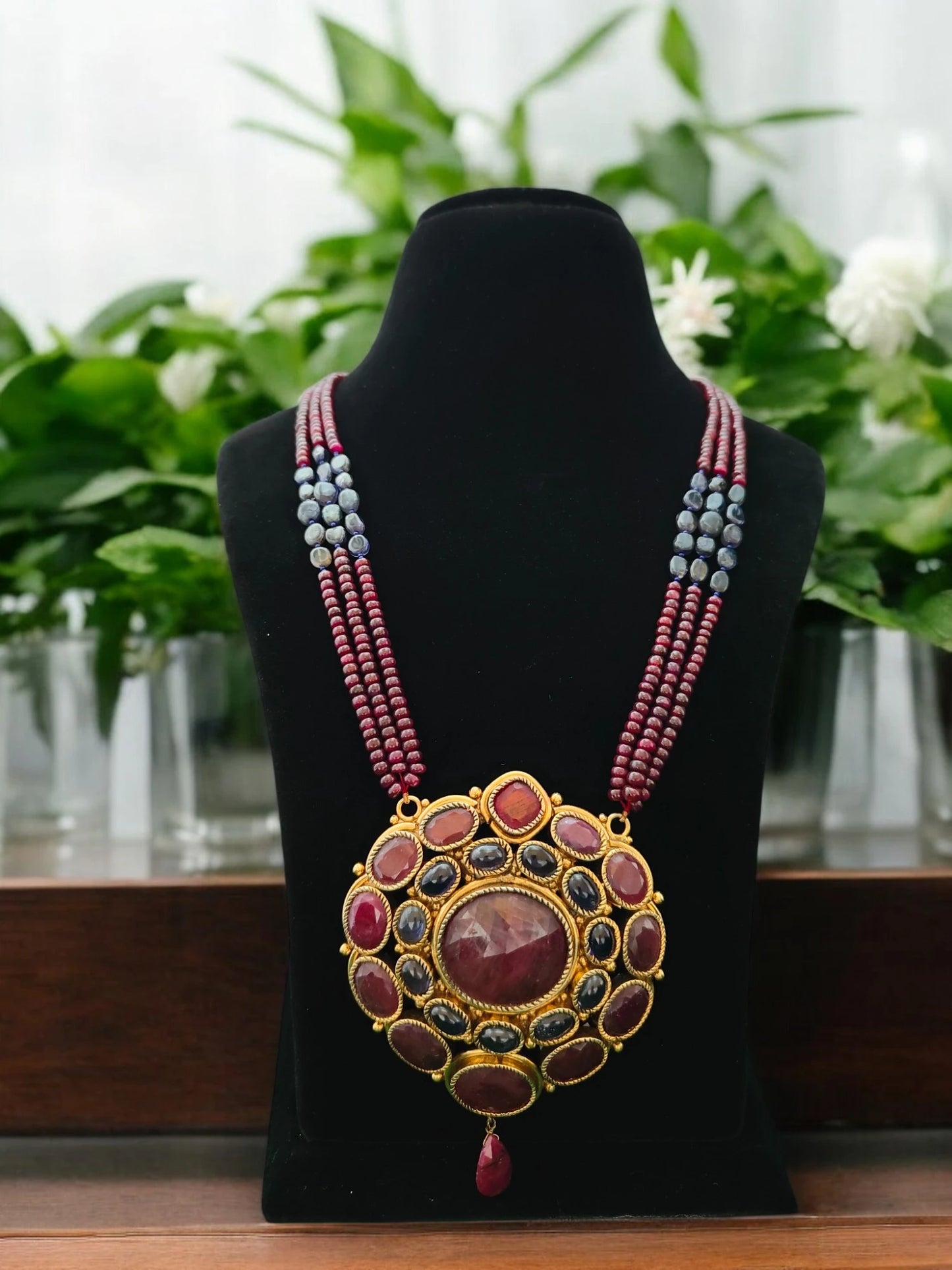 Lata Semi-Pr. Navratan Necklace