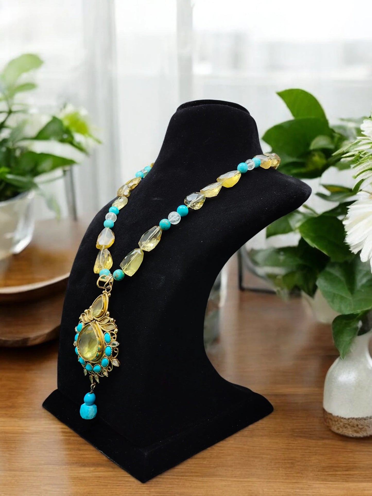 Madhavi Semi-Pr. Navratan Necklace