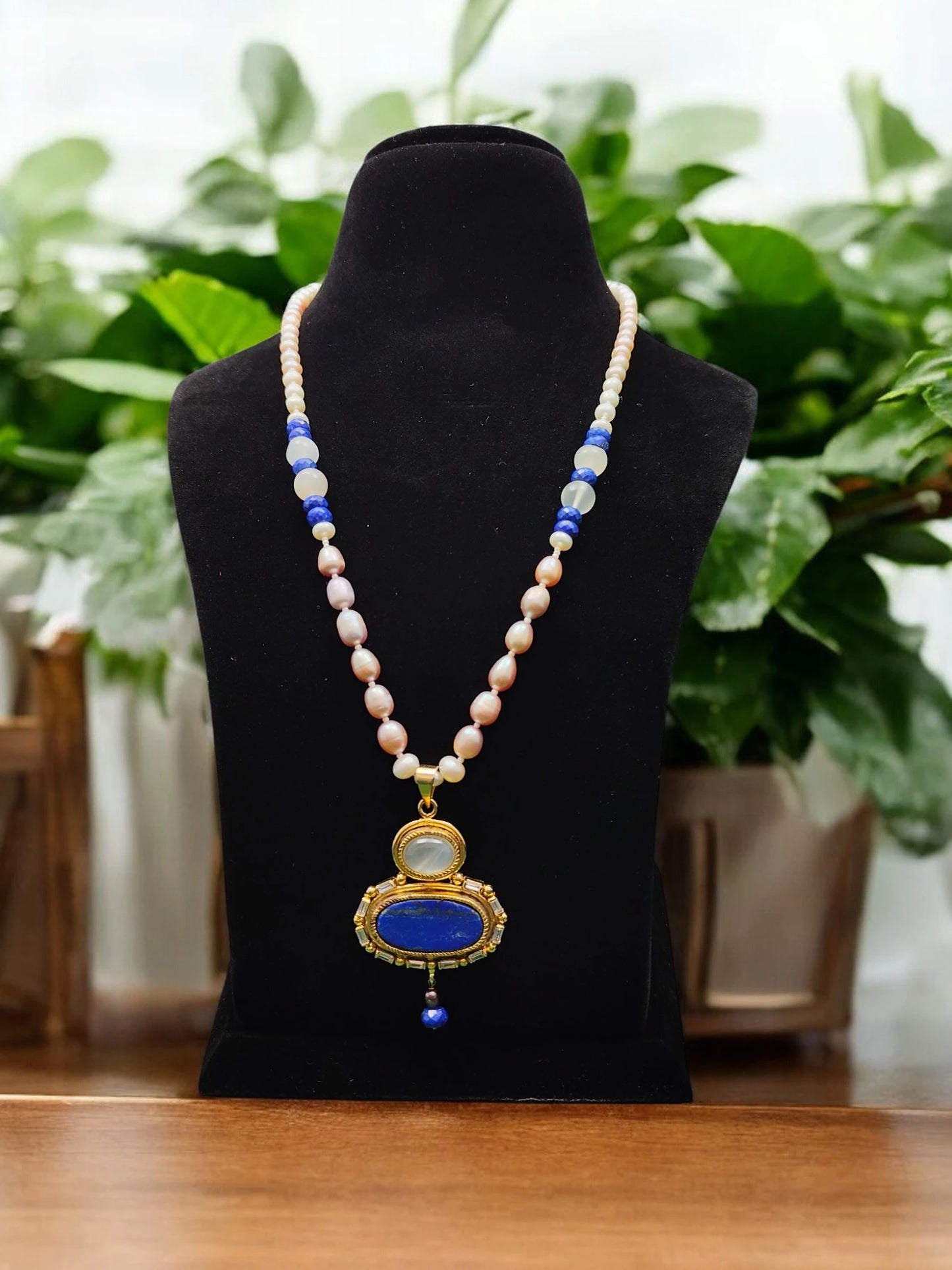 Ojasvi Semi-Pr. Navratan Necklace