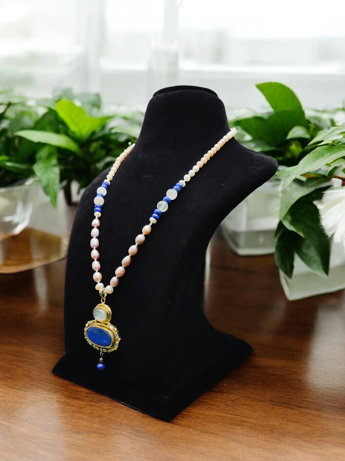 Ojasvi Semi-Pr. Navratan Necklace