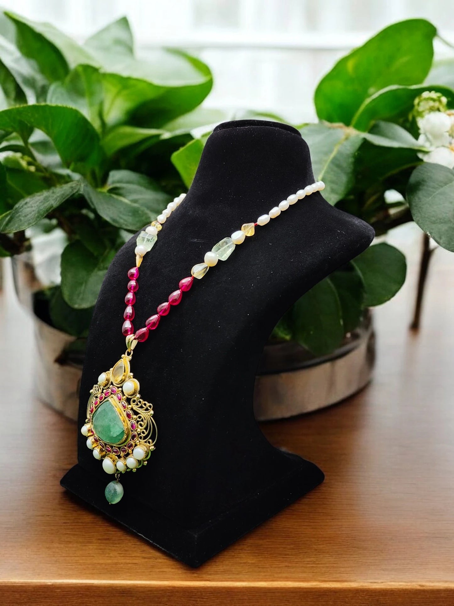 Nalini Semi-Pr. Navratan Necklace