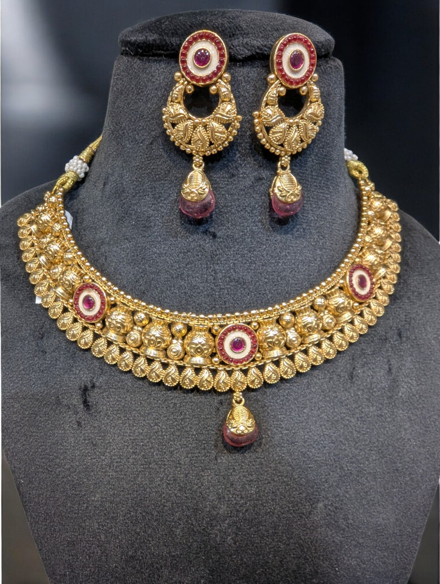 Tanishka Temple Necklace Set