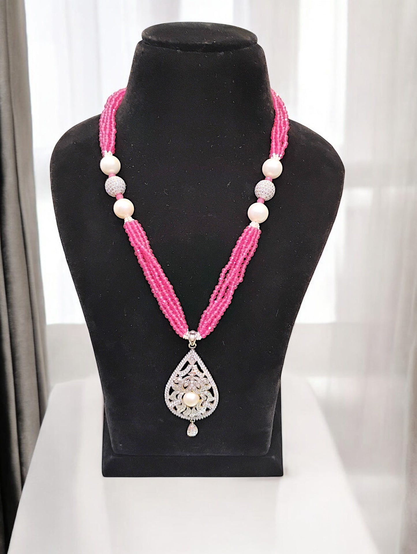 Yukti Zircon Pendent Set