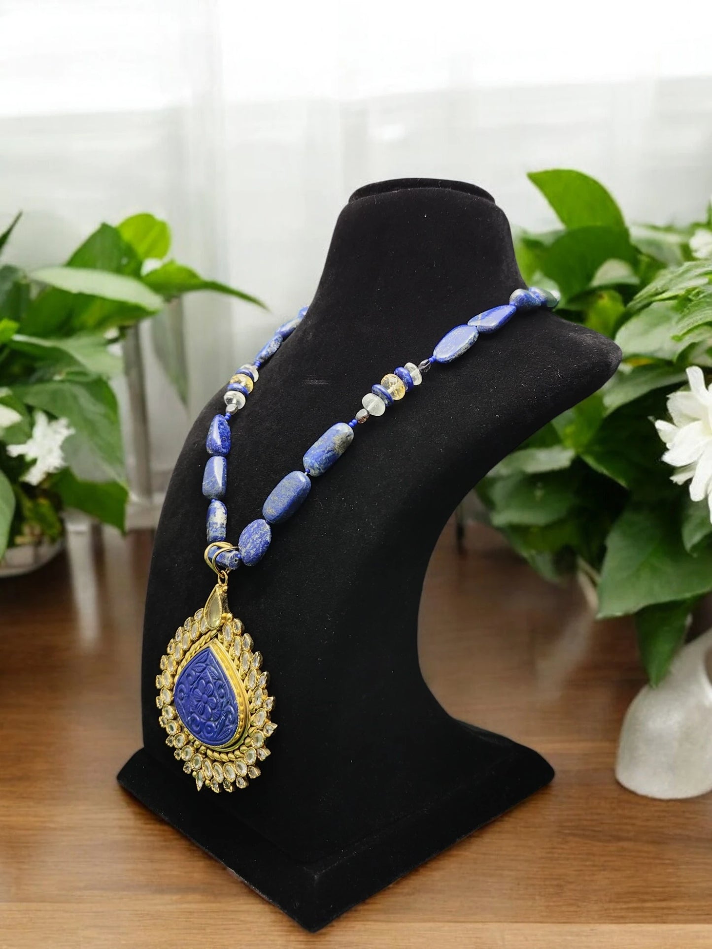 Trupti Semi-Pr. Navratan Necklace